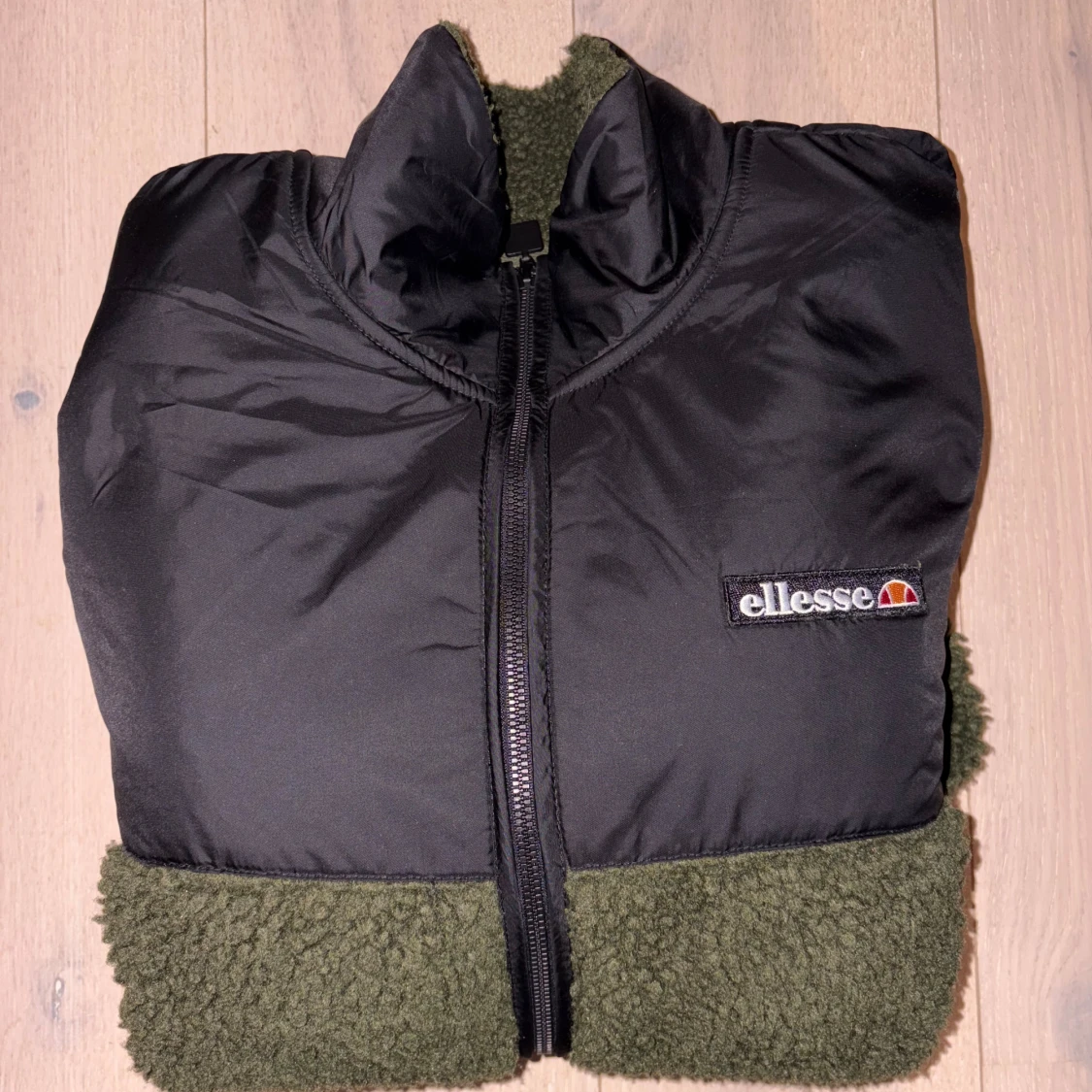 Grön fleece från Ellesse