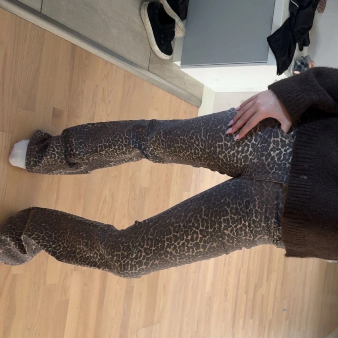 Leopardmönstrade bootcut jeans