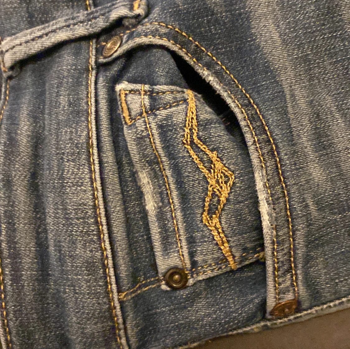 Blå Replay jeansbyxor med slitningar - 4