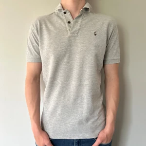 Ralph Lauren Pike - Ralph Lauren Pike | Skick: 8/10 - Storlek: S - Nypris: 1300 - Vårt pris: 349 - Skriv för mer frågor och funderingar 