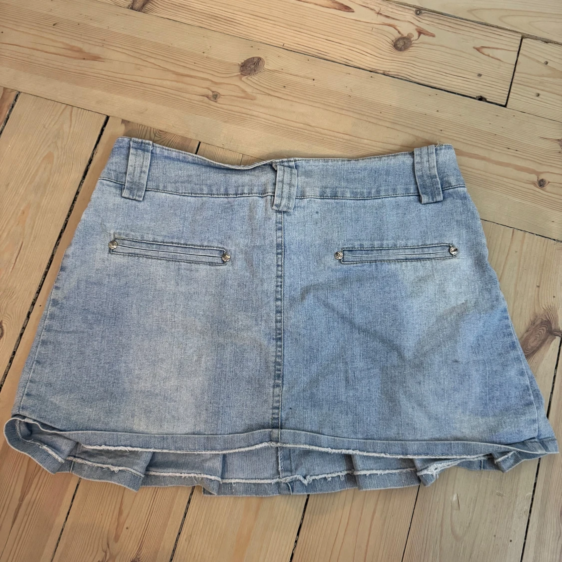 Ljusblå jeanskjol från Lady Mei - 1