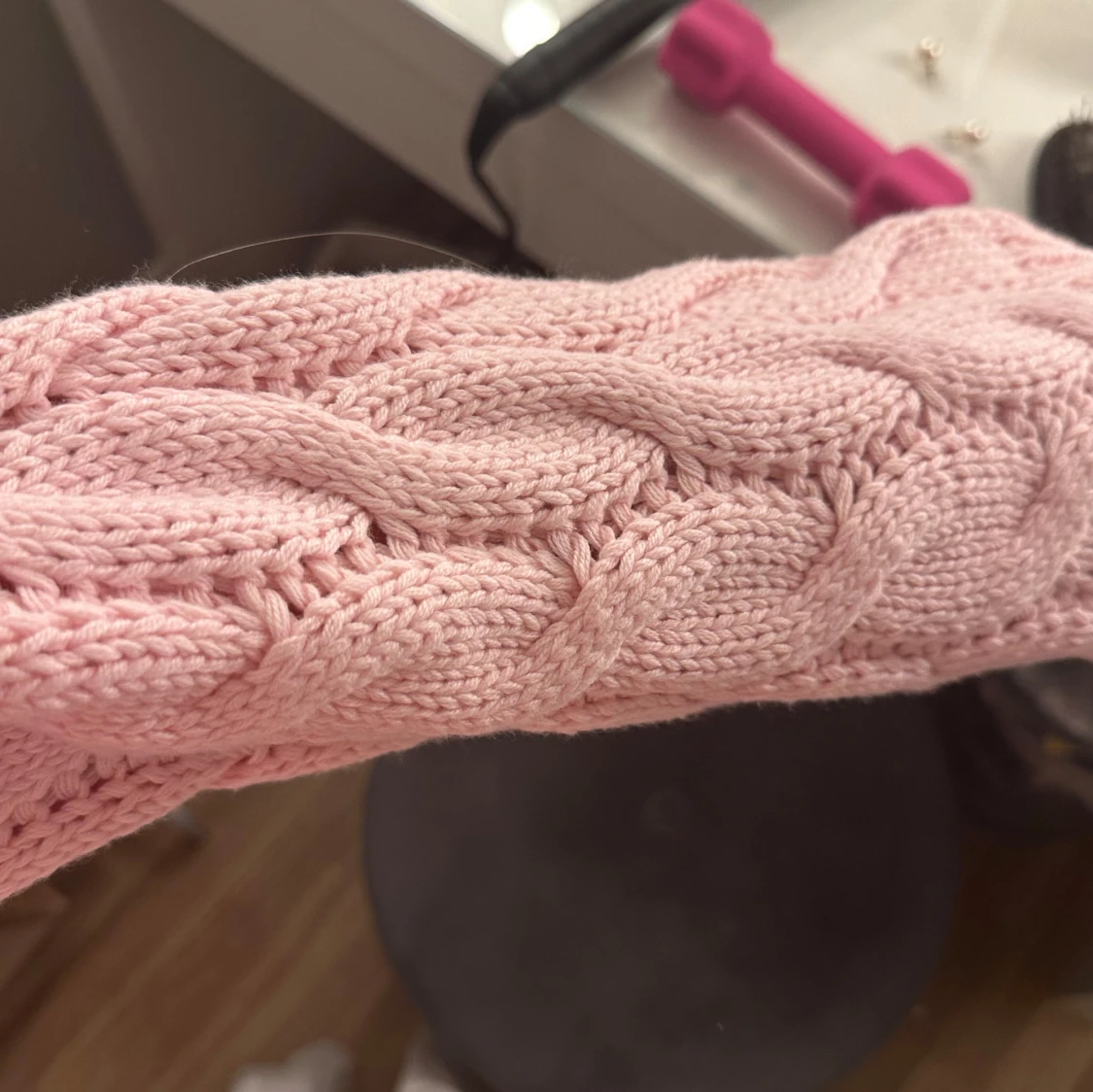 kabelstickad rosa tröja!! - 4