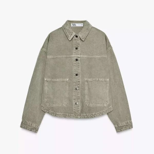 Grön jeansjacka från Zara, stl S - Jättesnygg grön jeans jacka i jättebra skick!! Kostar från början ca 400 kr