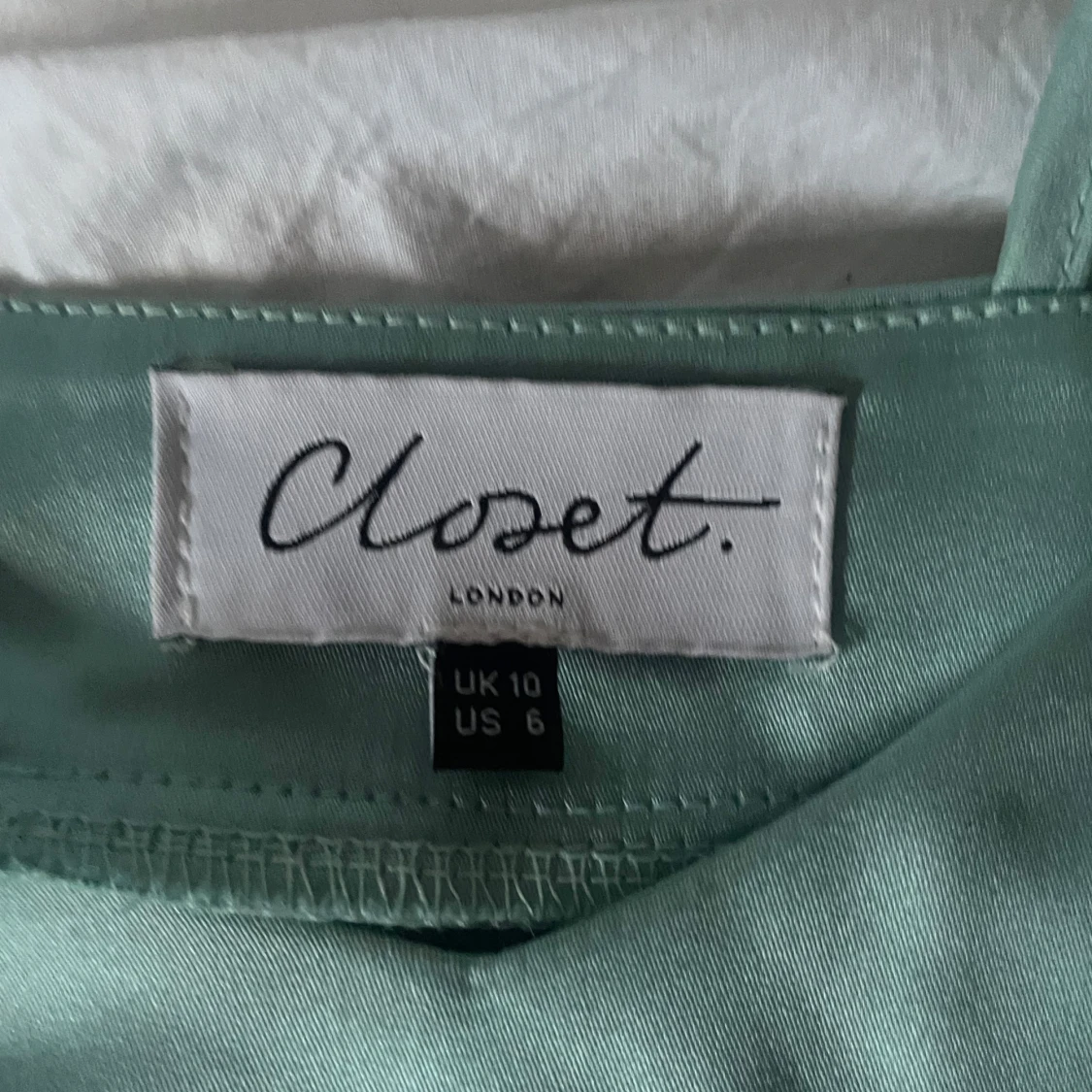 Turkos linnetopp från Closet London - 2