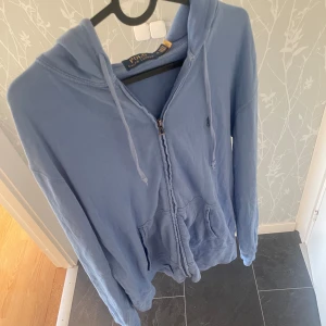 Ralph lauren zip hoodie - Skön ralph lauren zip hoodie, perfekt till sommaren