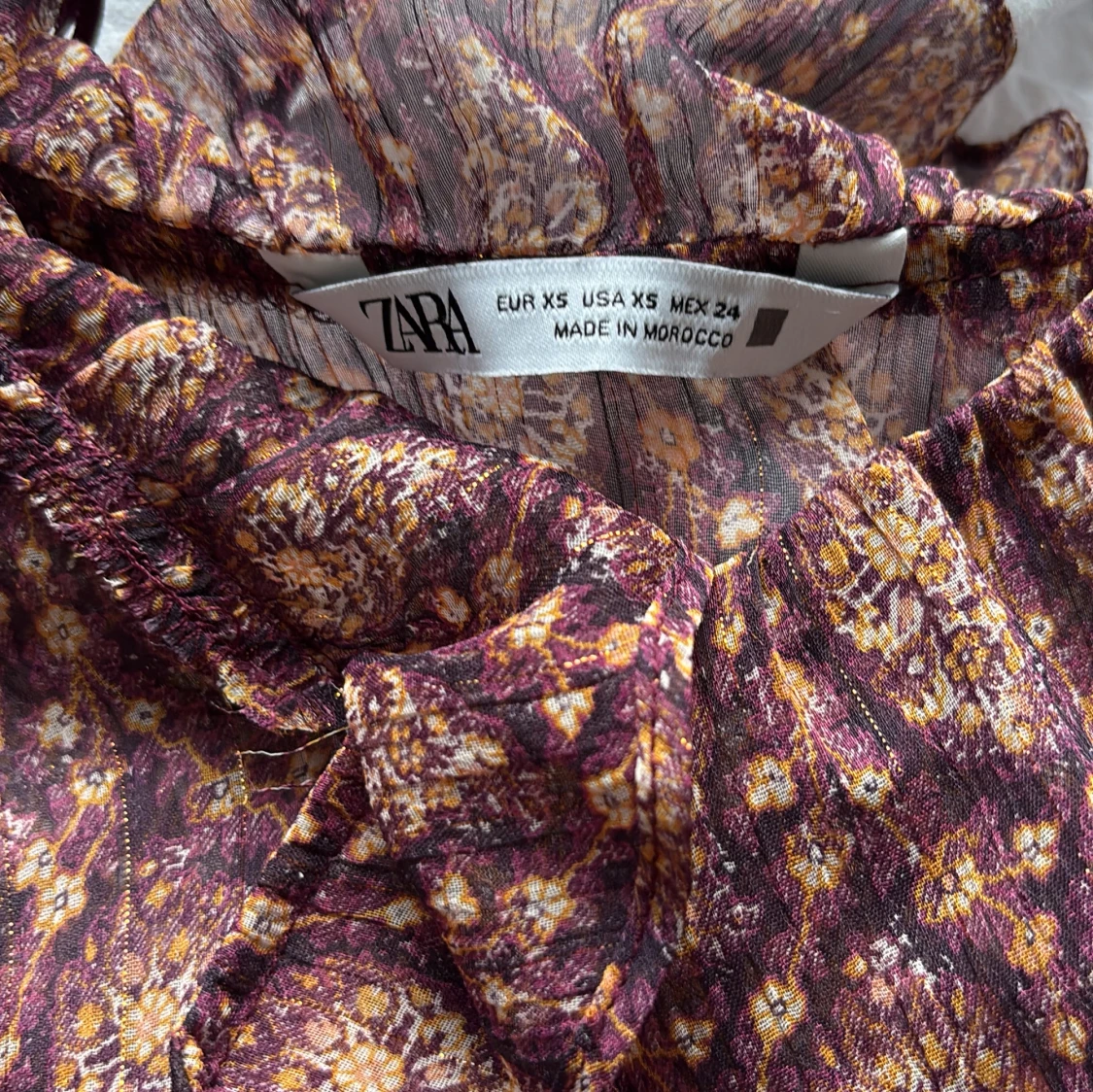 Mönstrad kortklänning från Zara - 4