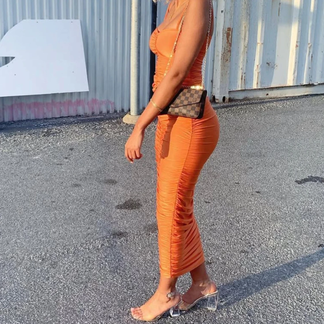 PLT - Orange tight långklänning med smala axelband - 1