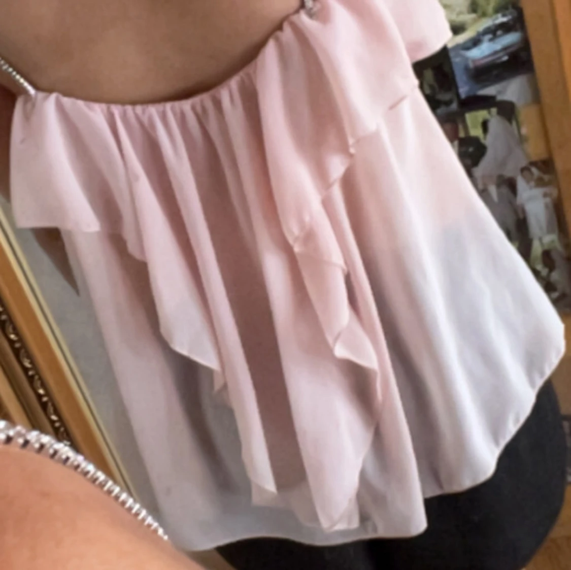 Rosa blus med strass remmar  - 1