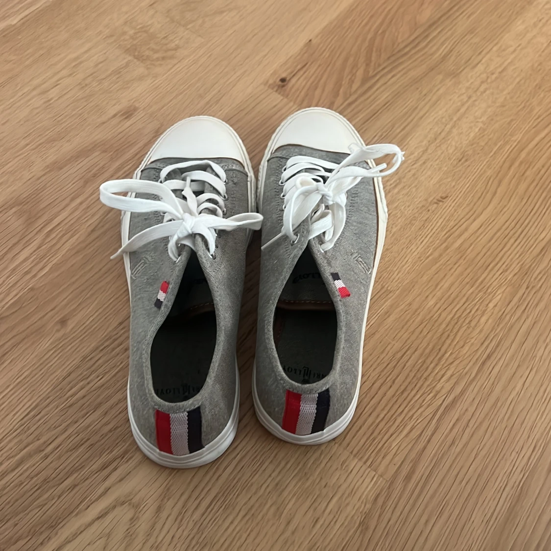 Grå sneakers från Gant i bomull - 1