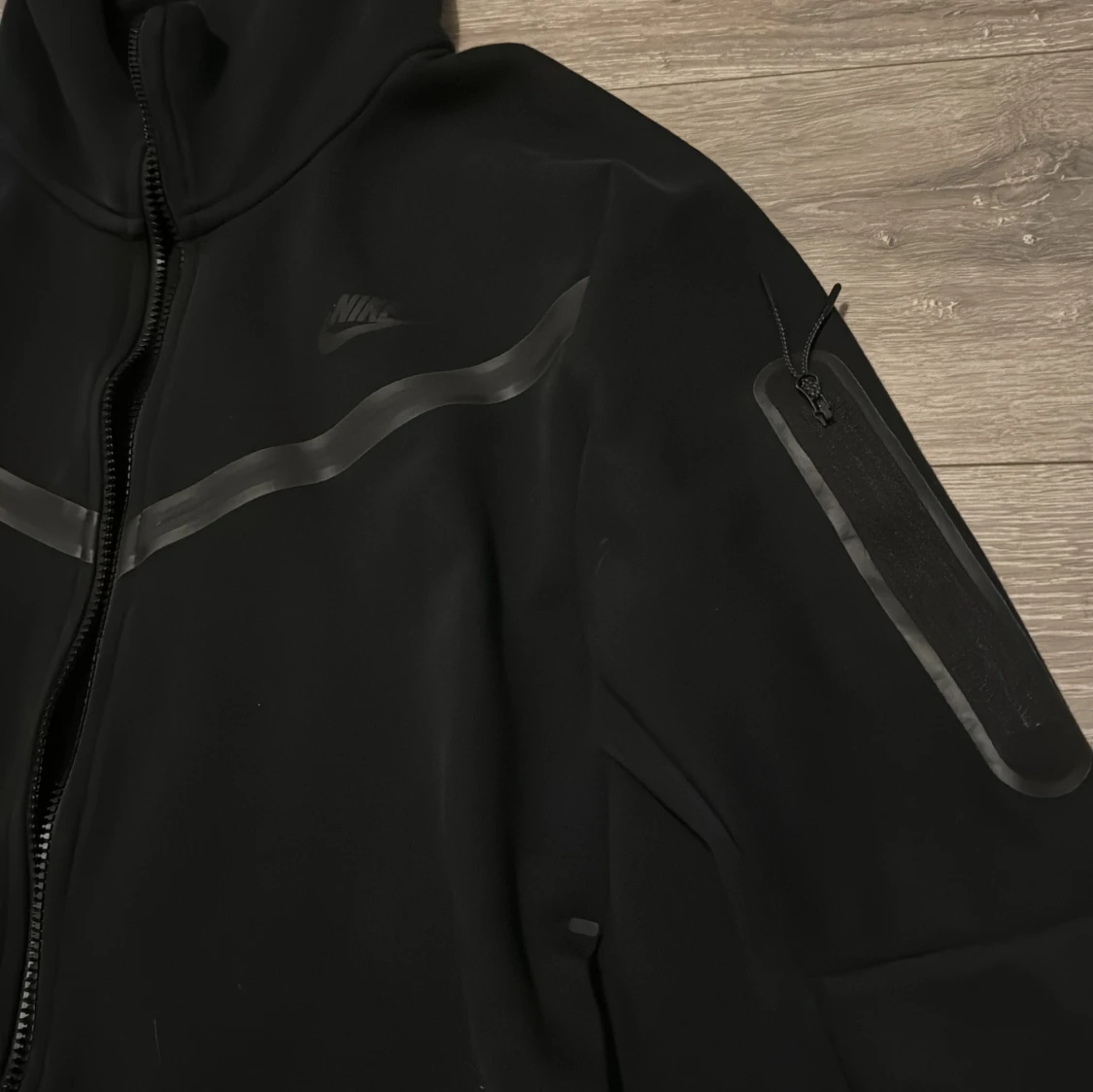 Svart huvudtröja Nike Teck  - 2