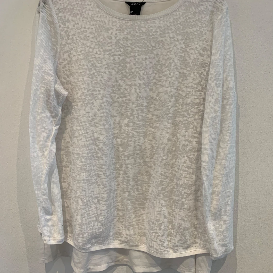 Vit långärmad topp från Lindex