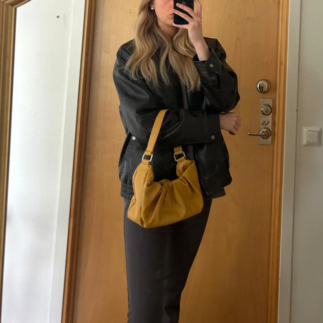 Gul väska - 2