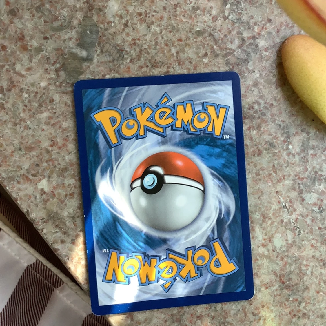 Pokémonkort Stoutland V - 1