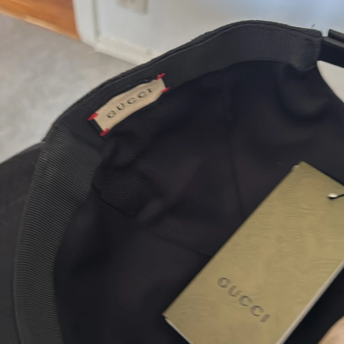 Svart keps från Gucci - 2