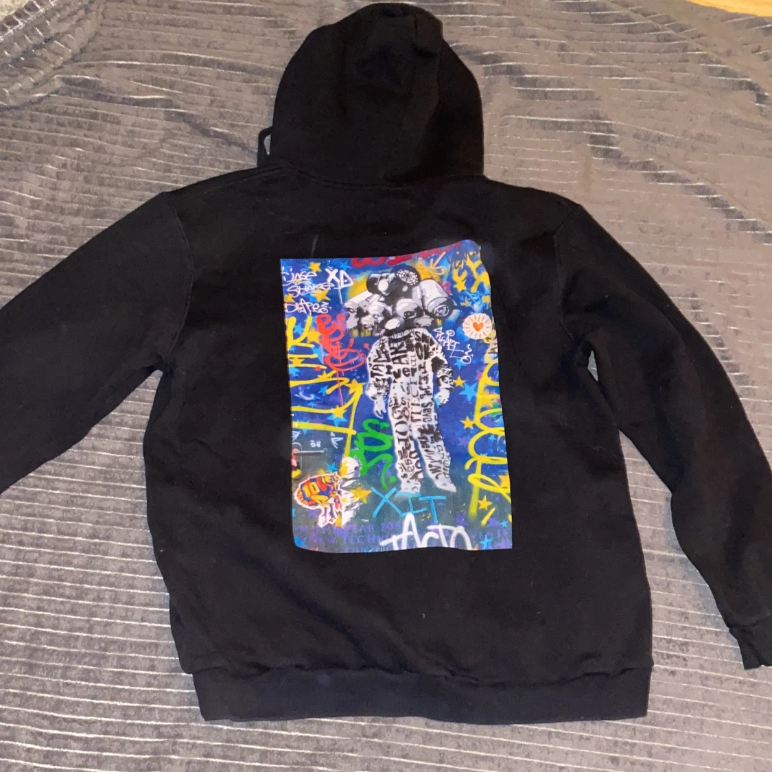 Svart hoodie från The Cool Elephant - 1