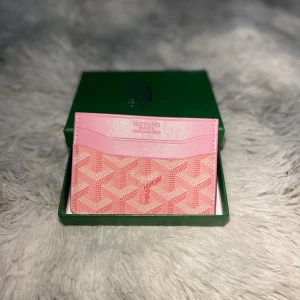 Rosa plånbok  - Fint plånbok 