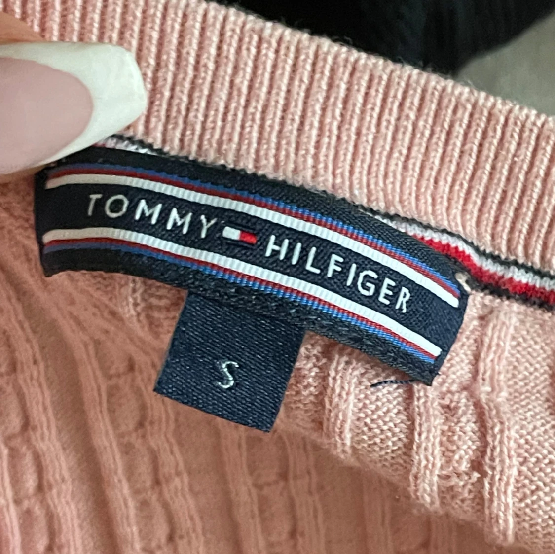 Rosa stickad tröja från Tommy Hilfiger - 4