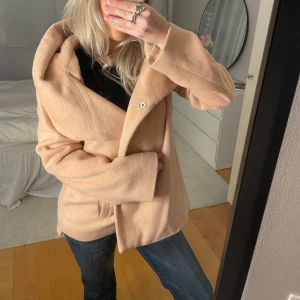 Vårjacka - Kappa med luva!!