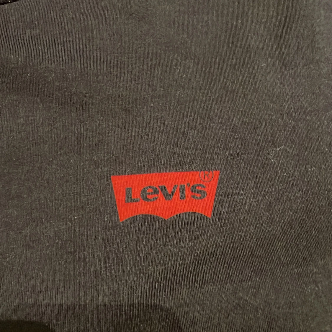 Svart t-shirt från Levi's - 2