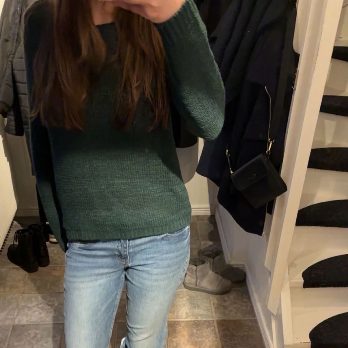 Grön stickad tröja - 1