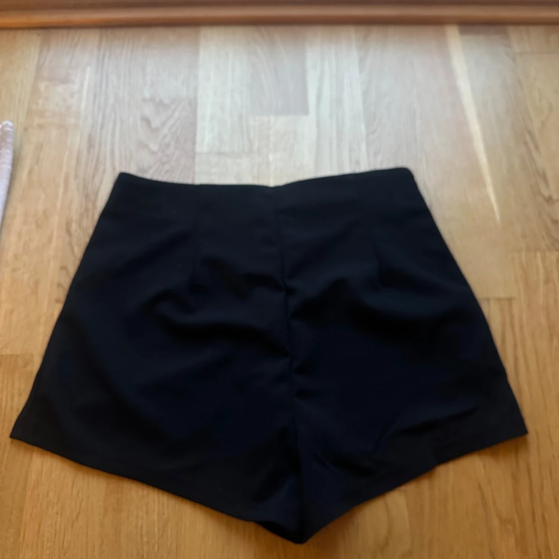 Svarta kostym shorts med dragkedja - 1