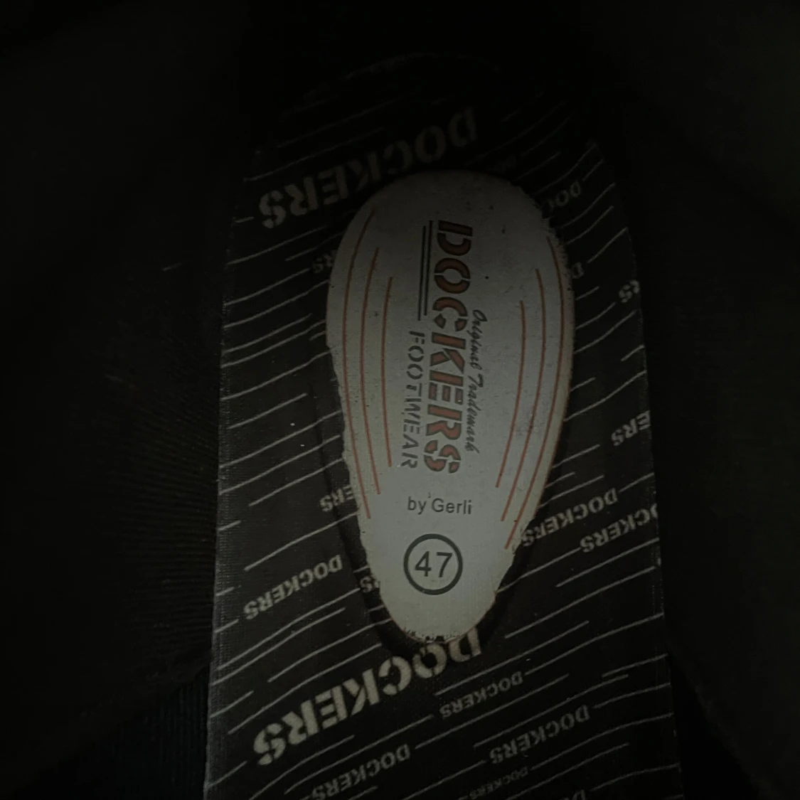 Bruna kängor från Dockers - 3