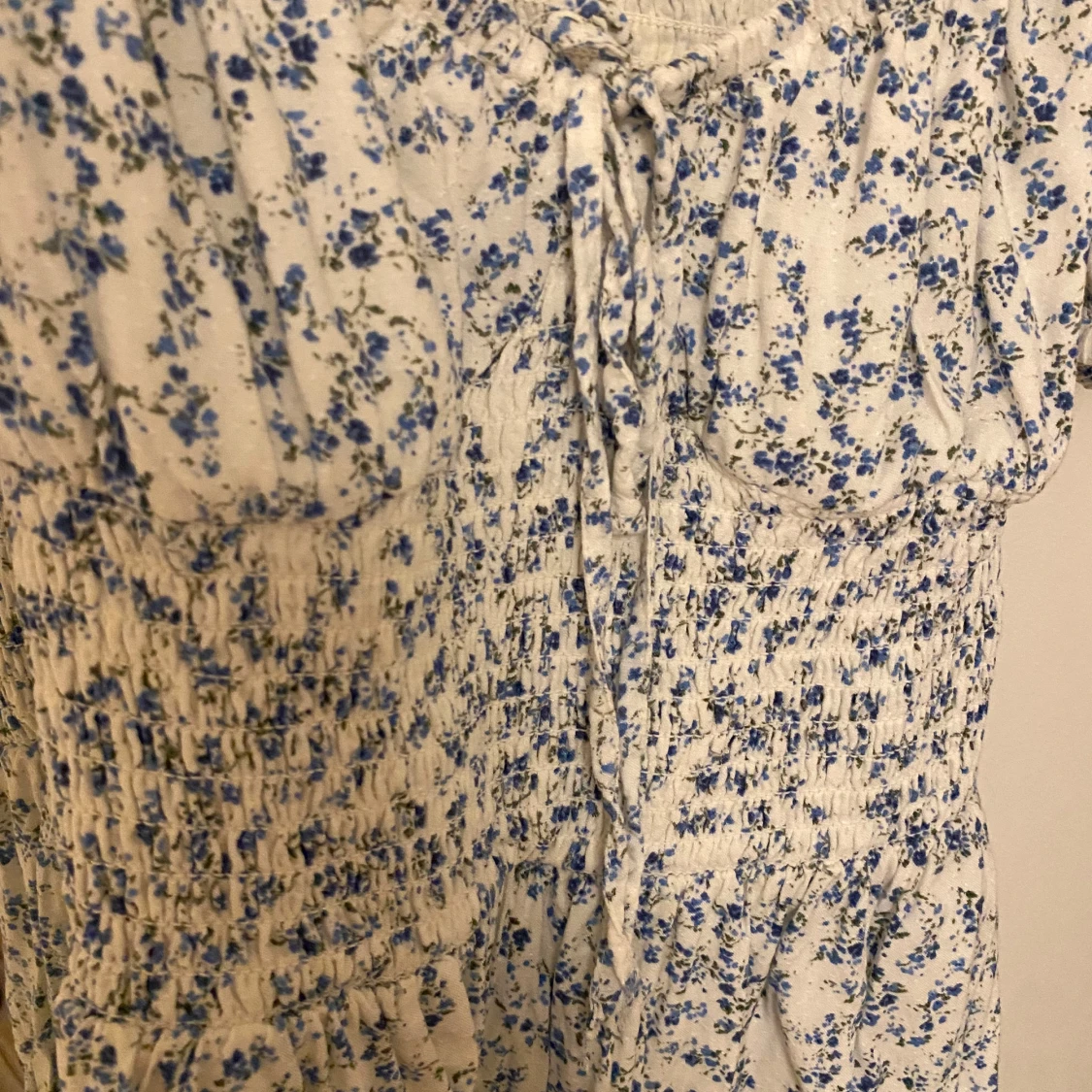 Blommig klänning från BikBok - 3