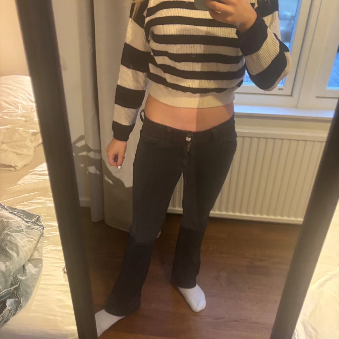 Randig stickad tröja - 1