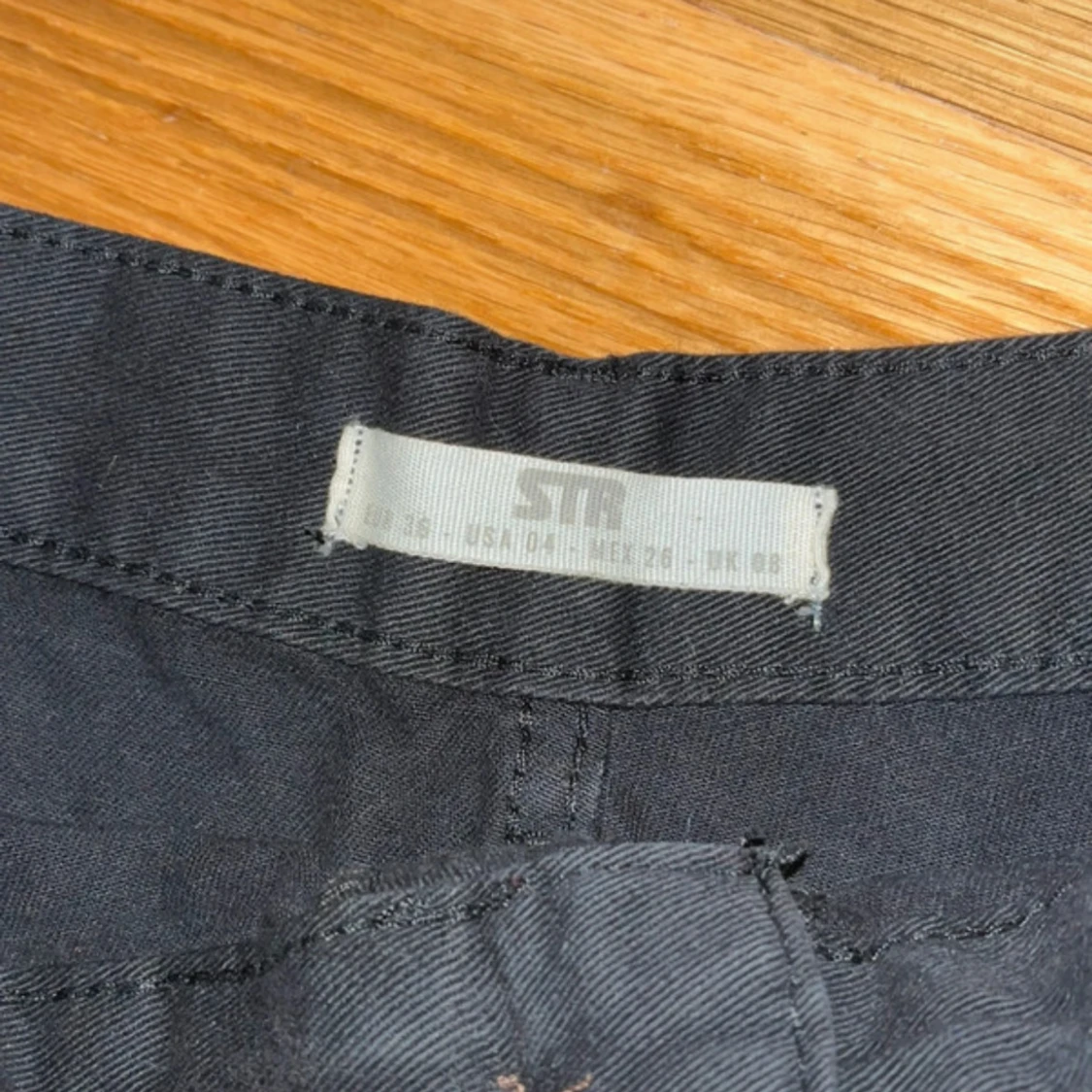 Svarta cargopants  - 3