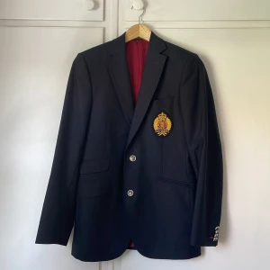 Kavaj från Morris - Snygg kavaj som är speciall designad | storlek 48 | Lägg bud eller köp direkt | skriv till mig för exakta mått.