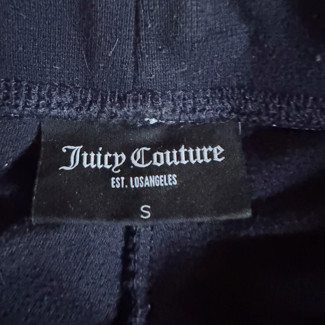 Svarta mjukisbyxor från Juicy Couture - 2