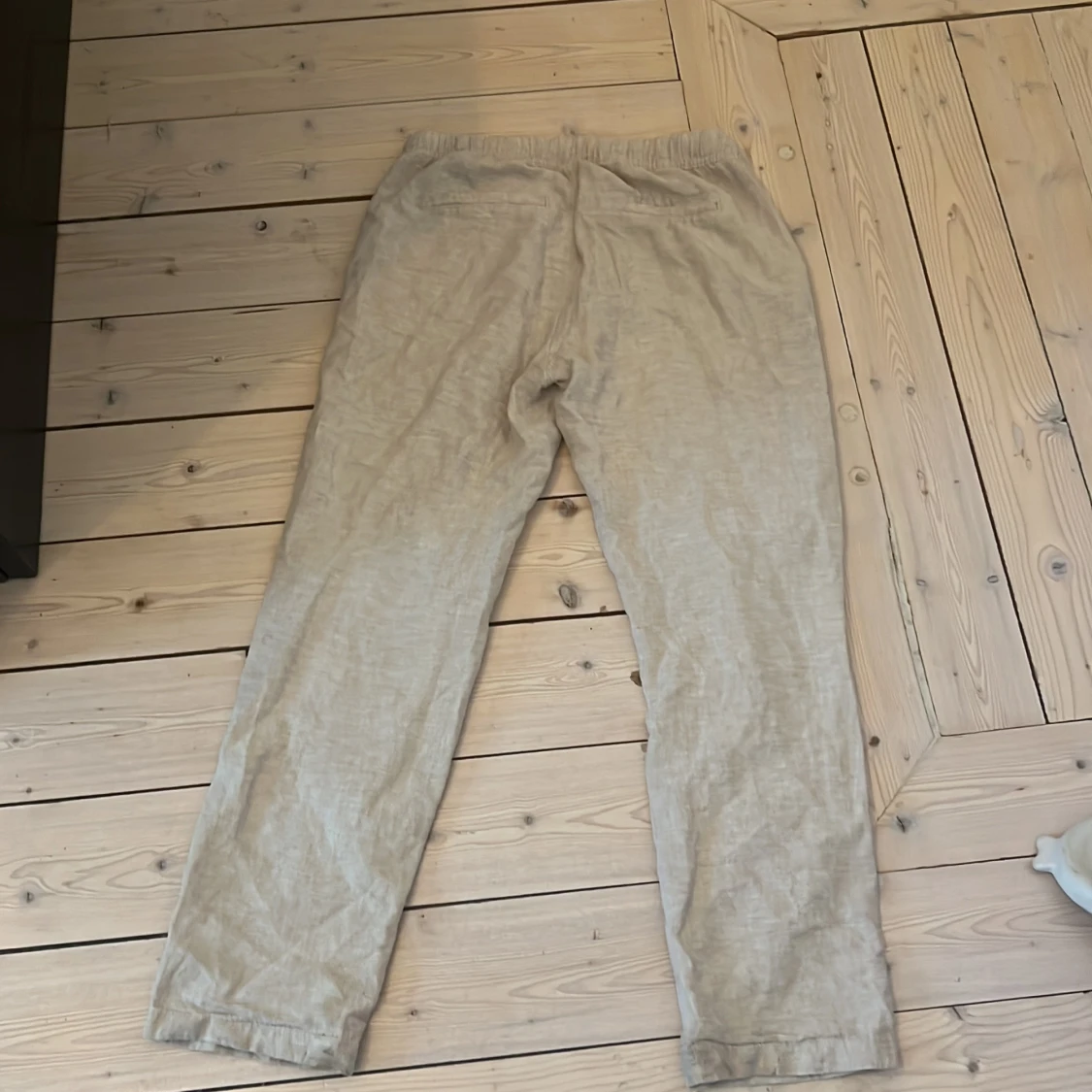 Beiga linnebyxor från Lindex - 2