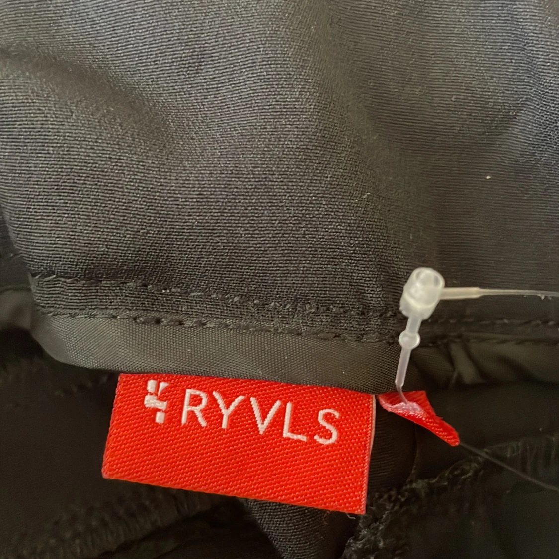 Svarta bootcut kostymbyxor från RYVLS - 2