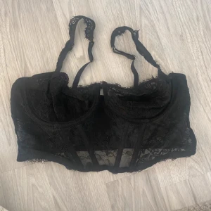 Svart spets bh - Svart bralette bh i spets