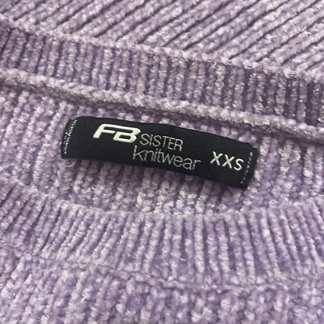 Ljuslila stickad tröja FB Sister - 3