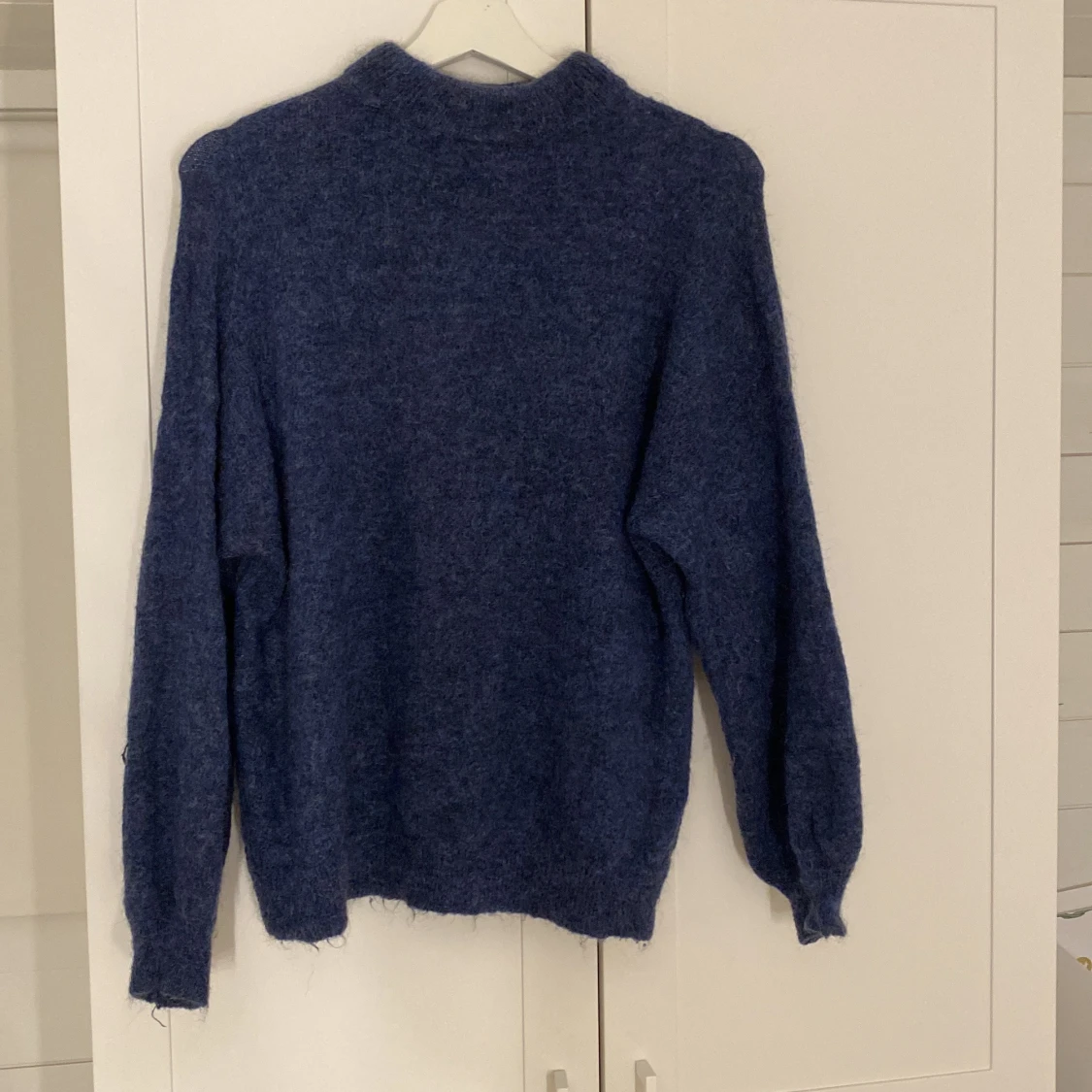 Blå stickad polotröja från Object - 1