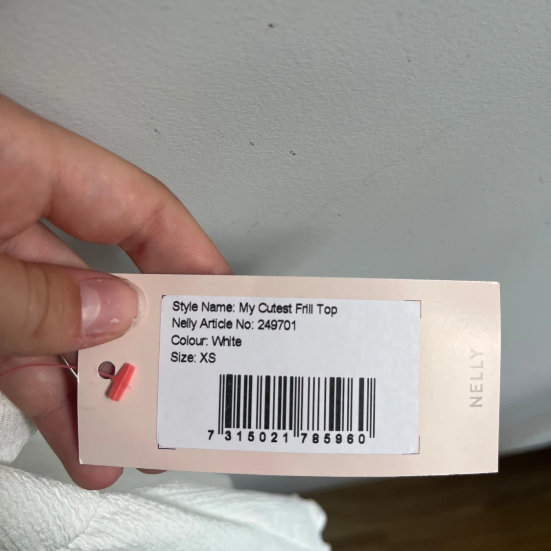 Vit frilltop från Nelly med knyt - 1