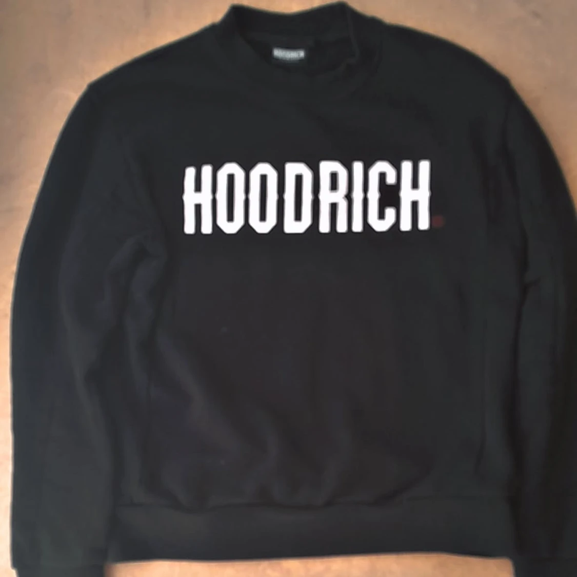 Svart Hoodrich sweatshirt med tryck - 4