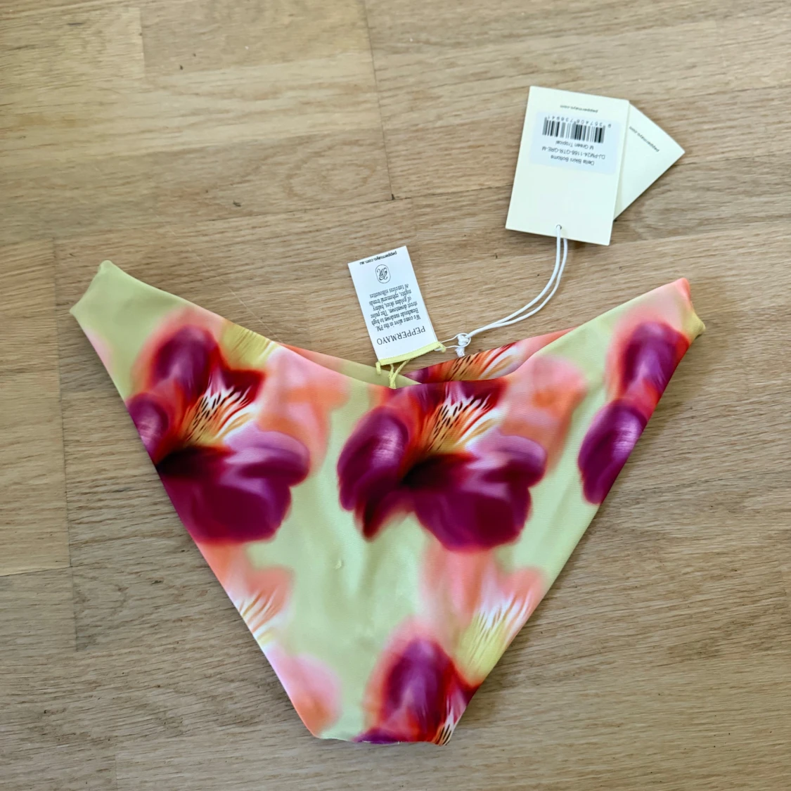 Blommig bikini från Peppermayo - 1