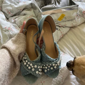 jeans klackar  - helt nya!🩷