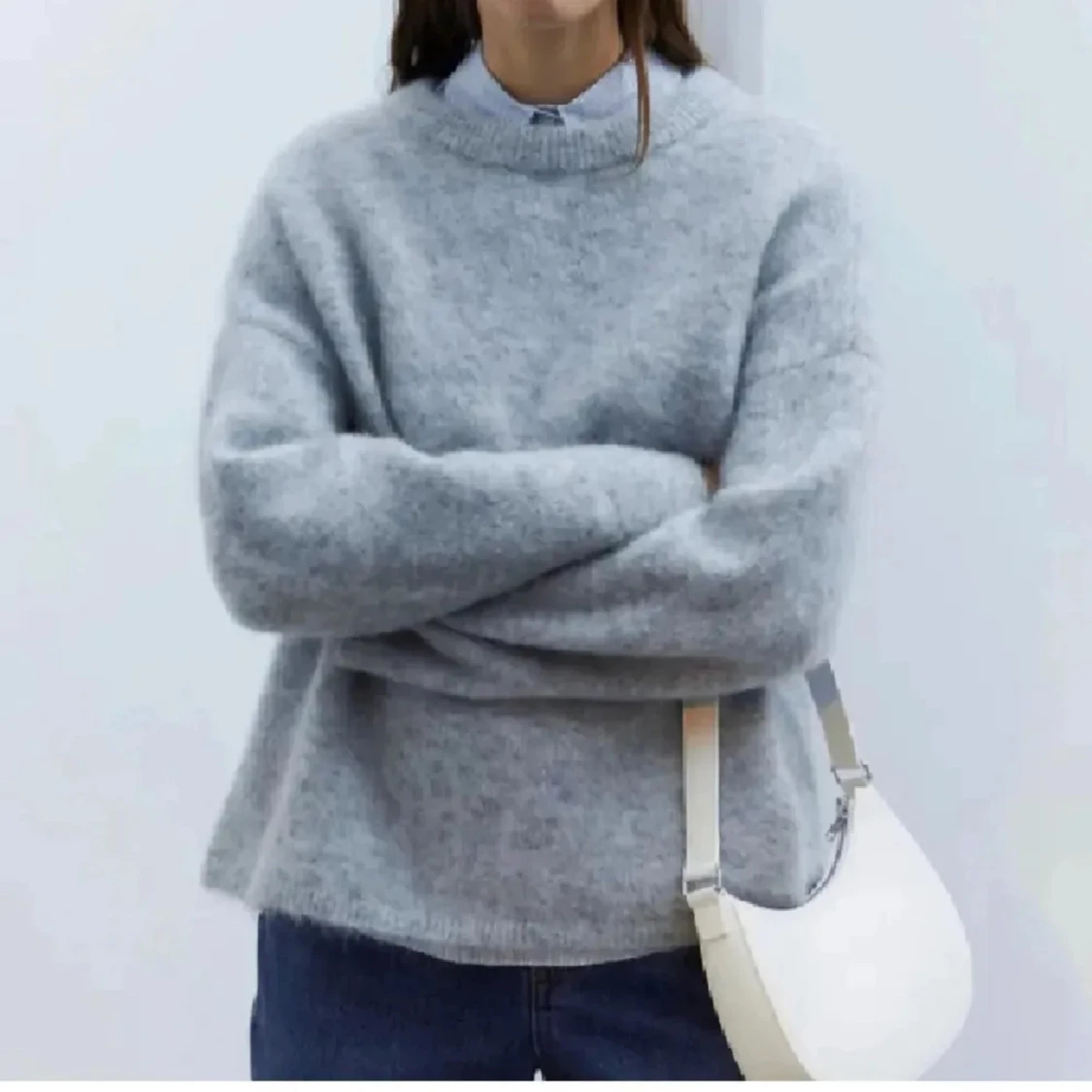 Ljusgrå stickad tröja från H&M - 1