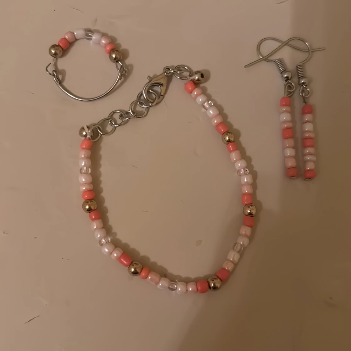 Färgglatt smyckeset