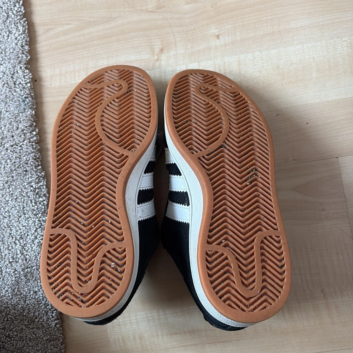 Svarta sneakers från Adidas - 3