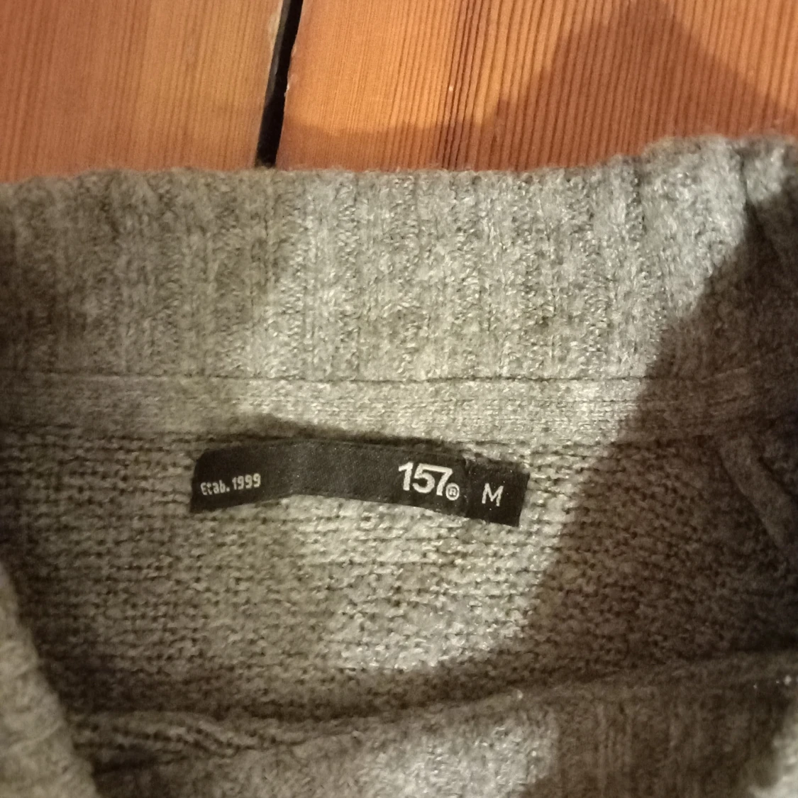 Grå stickad klänning från 157 - 1