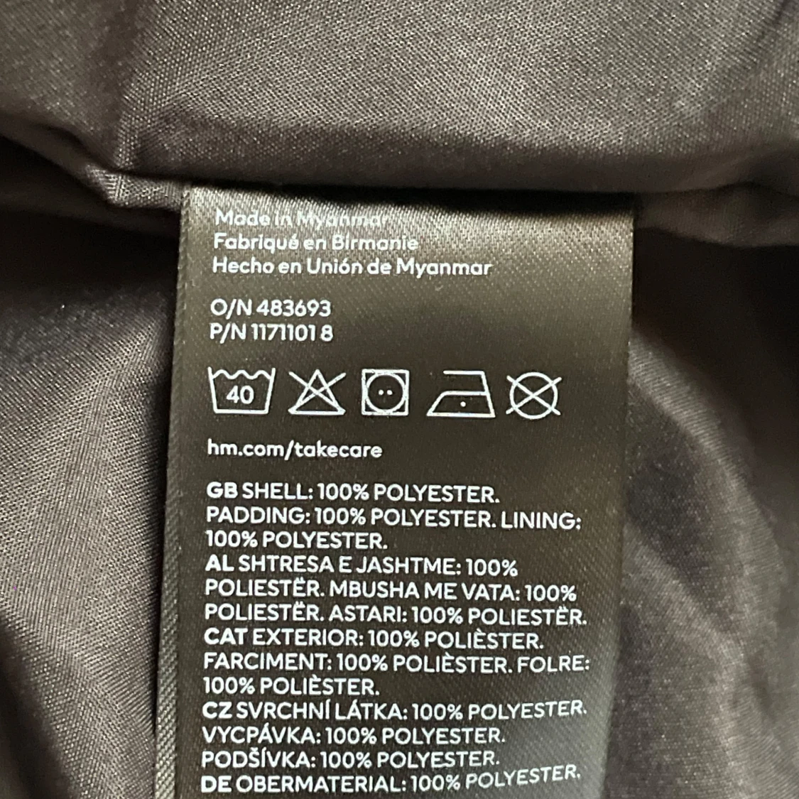 Svart pufferjacka från H&M - 92