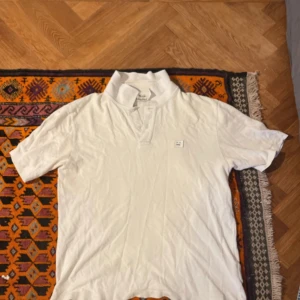 Acne piké  - Pansy face pike. Storlek L