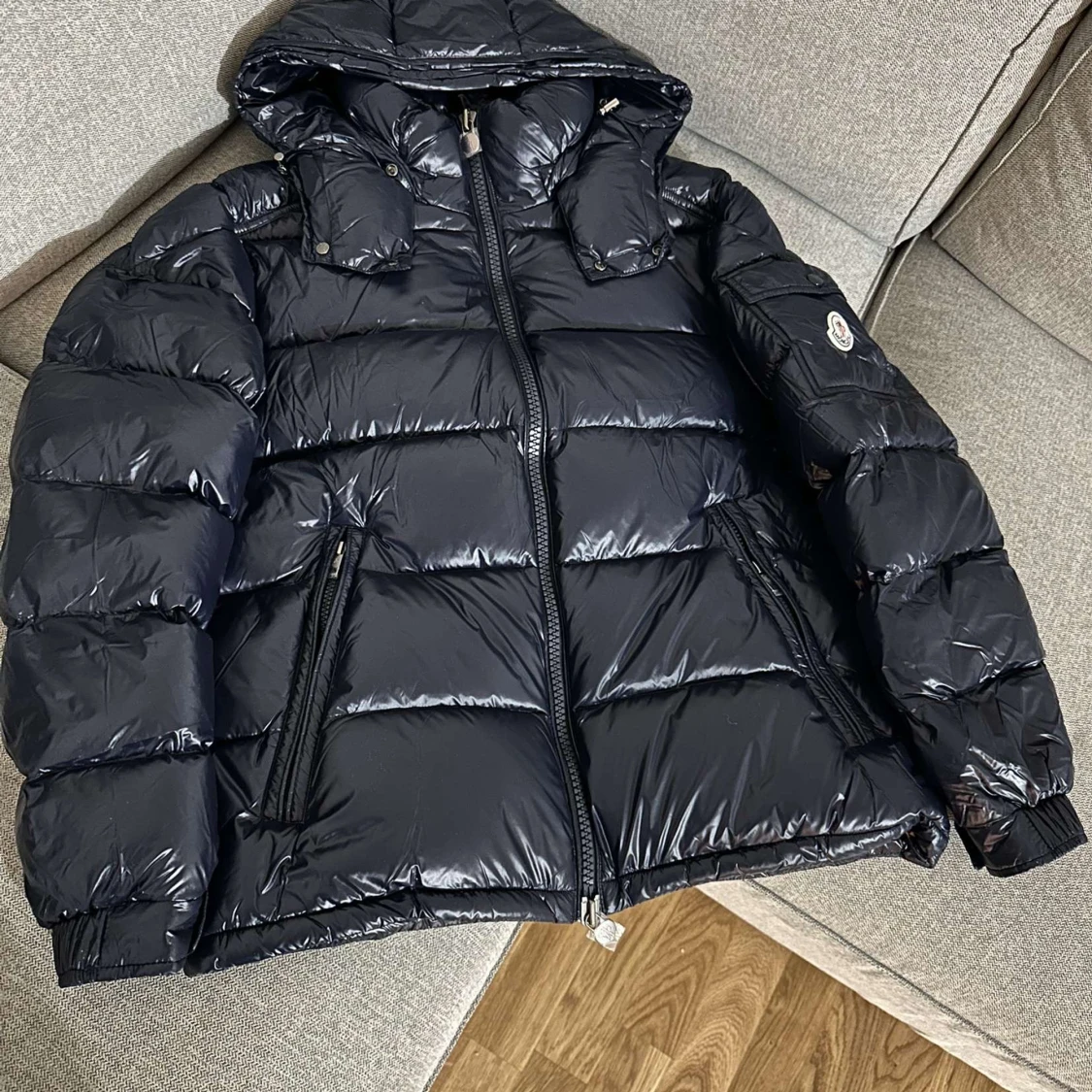 Moncler jacka  - 90