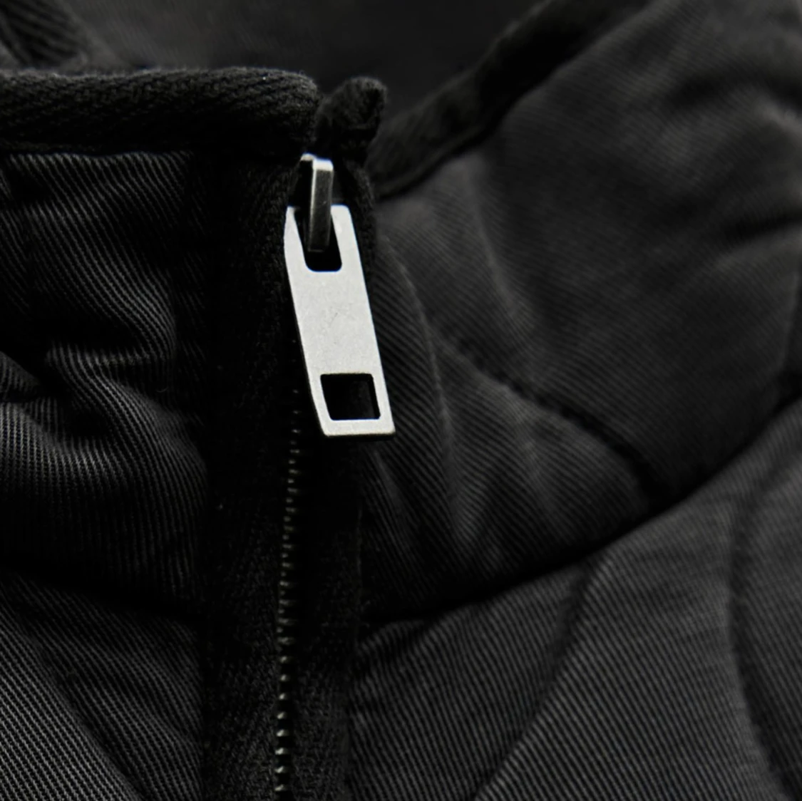 Svart quiltad jacka - 91