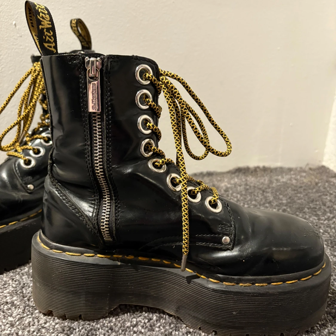 Dr. Martens skor - 1