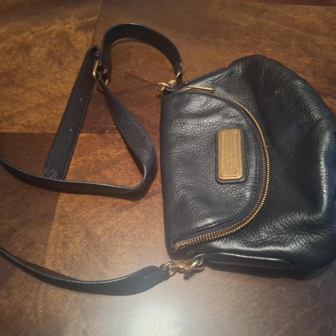 Skriv vid undring om prisarna för väskarna - 92